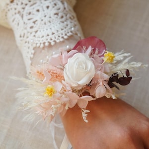 Blush Boho Handgelenk Corsage, Hochzeit blush, Getrocknete Blumen Handgelenk Corsage, Hochzeit dekorieren, Braut / Brautjungfer Handgelenk Corsage, getrocknete Blumen Armband