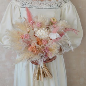 Pink Daisy Bouquet,Pink Bouquet,Boho Bridal Bouquet,Pampas Grass Bridal Bouquet,Wedding Bouquet,Bridal Bouquet,Dried Flower Bouquet