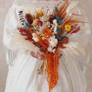 Burnt Orange Waterfall Wedding,Autum bridal bouquet,Terrakotta Bouquet,Autumn wedding,Wedding Bouquet,Orange Bridal Bouquet