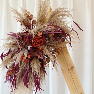 Fleur d&#39;arche de mariage en terre cuite, fleur d&#39;arche orange brûlé, fleur d&#39;arche de mariage automne, mariage bohème, fleur d&#39;arche orange rouillé