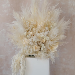 Cream Arch Backdrop Decor,Pampas Grass Arch Arrangement,Wedding Backdrop,Cream Arch Flower,Boho Wedding,Wedding Arch Flower,Rustic Wedding