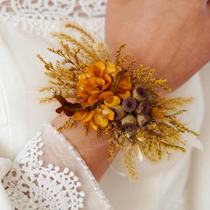 Burnt Yellow Wedding Corsage,Yellow Wedding Corsage,Girls Corsage,Yellow Women Corsage,Bridal Corsage,Boho Wedding Corsage