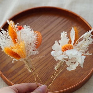 Orange Wedding Dried flower hair pins,Rustic Boho Bridal hair piece,small hair clips floral,wedding hair,Bridal Hair Clip,Wedding Hair Clip