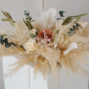 Wedding Table Centerpiece,Wedding Centerpiece Flower,Pampas Grass Centerpiece,Wedding Decor,Table Decor,Outdoor Wedding,Boho Home Decor
