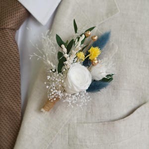 White Rose Boutonnière,Wedding Blue Boutonnière,Groom Buttonhole,Boho Boutonniere,Wedding Brooch,Mini Boutonnière