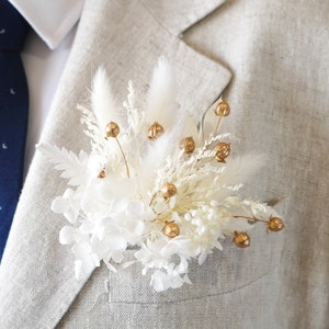 Suit Lapel Boutonniere,White and Gold Dried Flower Pin Boutonniere,Wedding Boutonniere,Boho Boutonniere,Party Boutonniere Wedding Flowers