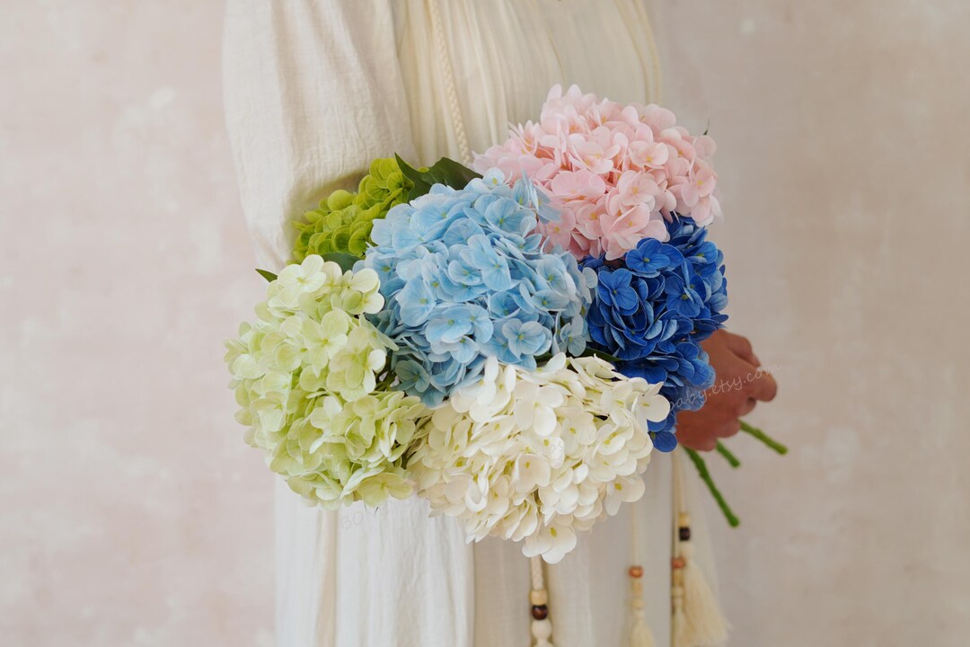 Fleurs d'hortensia artificielles, bouquet d'hortensia en soie réaliste à longue tige, convient pour une composition florale décorative (blanc) | Leroy Merlin Fleurs d'hortensia artificielles, bouquet d'hortensia en soie réaliste à longue tige, convient pour une composition florale décorative (blanc) | Leroy Merlin