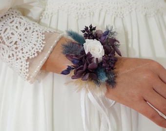 Navy Blue Wedding,Wedding Corsages,White Rose & Navy Blue Corsages,Wedding Accessories,Women's Corsages,Handmade Flower Bracelets