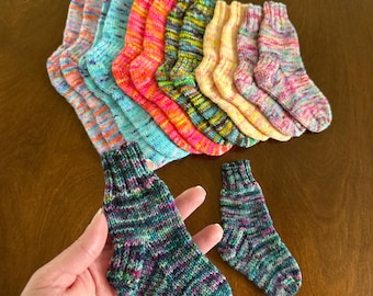 Les petits / Modèle de chaussettes PDF / Tricot / Bébé, tout-petit, enfant