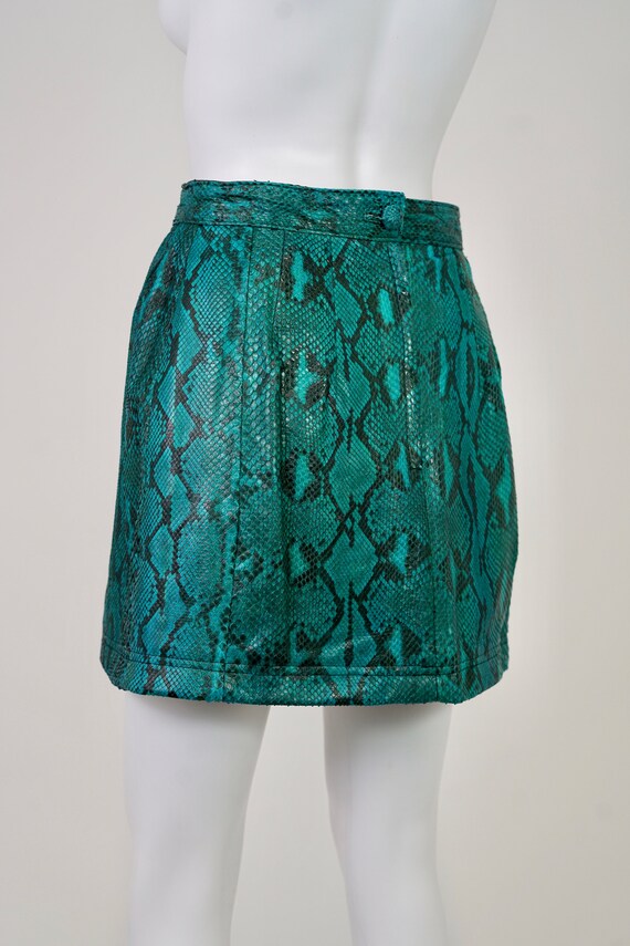 Vintage 1990s Teal Snakeskin Leather Mini Skirt -… - image 4