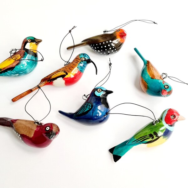 Set of 7 handmade wooden hanging birds - Christmas tree decorations