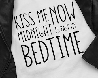 Happy New Year SVG, New Year SVG, Kiss Me Now Midnight Svg, New Years Shirt Svg, 2021 Svg, New Years Eve Svg, file svg per Cricut