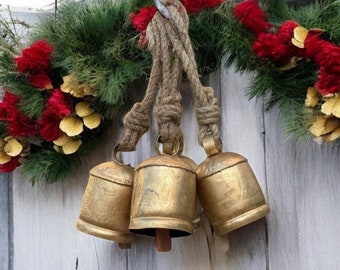 Juego de 4 cencerros, cencerros Harmony, campanas para colgar en la puerta, campanas navideñas con cuerda de yute, campanas para árbol de Navidad, campanas hechas a mano con cuerda
