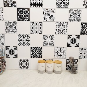 Mosaic Tile Stickers, Pack Of 24 Colourful Patterns, Waterproof Transfers For Use On 150mm x 150mm or 6 Inch Kitchen or Bathroom Tiles GT17