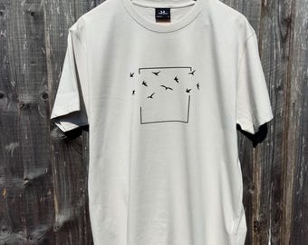 Screen Printed Birds Flying T-Shirt Heavyweight Soft Cotton Handprinted Eco-friendly Minimalistic Graphic Design Grey Blue Nature Artwork