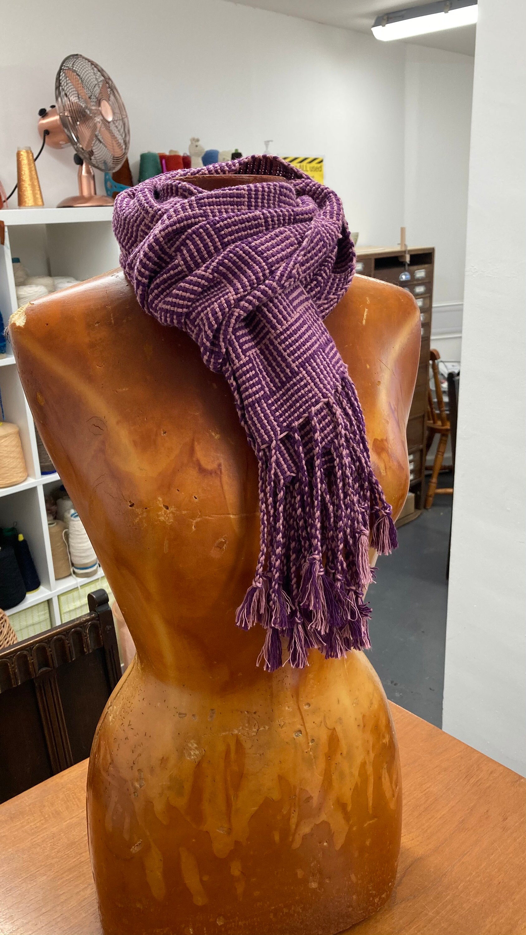 Hecho a pedido // Bufanda tejida con un patrón de cabina de | Etsy