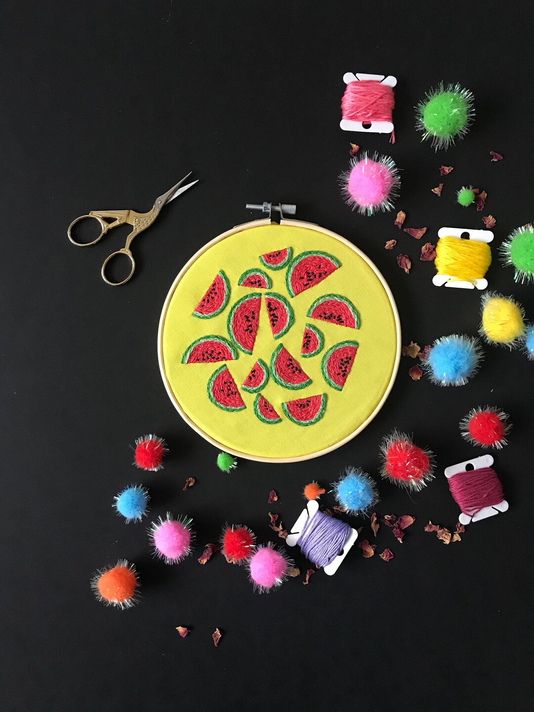 Toadstool Mushroom Embroidery Kit, Needlecraft, Embroidery Pattern,  Beginners Needlecraft, Modern Embroidery Kit, Hoop Art, Embroidery Art 