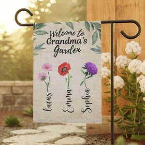 Personalized Grandma&#39;s Flowers Garden Flag, Birth Month Flower Personalized Flag, Birth Flower Garden Flag, Grandkids Name Outdoor Décor