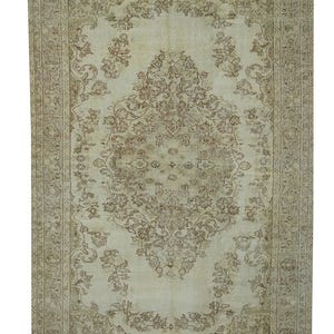 Vintage Shades of Beige Oushak Rug, 5,6&#39;&#39;X8,9&#39;&#39; Feet 170X270 Cm, Soft Color Rug, Pastel Rug, Double Knot Rug, Turkish Rug, Vintage Rug