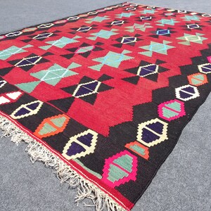 Vintage Red Turkish Kilim Rug - Wool & Cotton Anatolian Design (5.9&quot;X8.7&quot; feet)