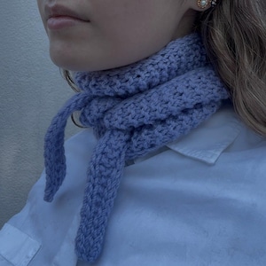 Wzór szydełkowy na mini szalik (szalik Sophie) w języku francuskim/ angielskim/ hiszpańskim/ niemieckim