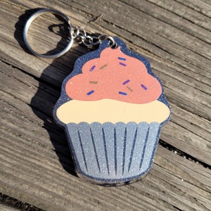 Cupcake keychain