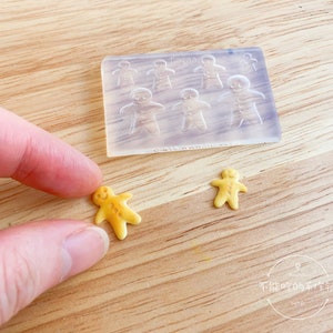 Miniature mold dollhouse 3D 1:12 scale gingerbread man silicone soft mold for diy resin/polymer clays