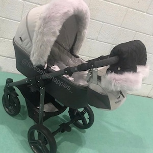 Extra flauschiger Silber Kunstfell Universal Kinderwagen/ Kinderwagen Handmuff.