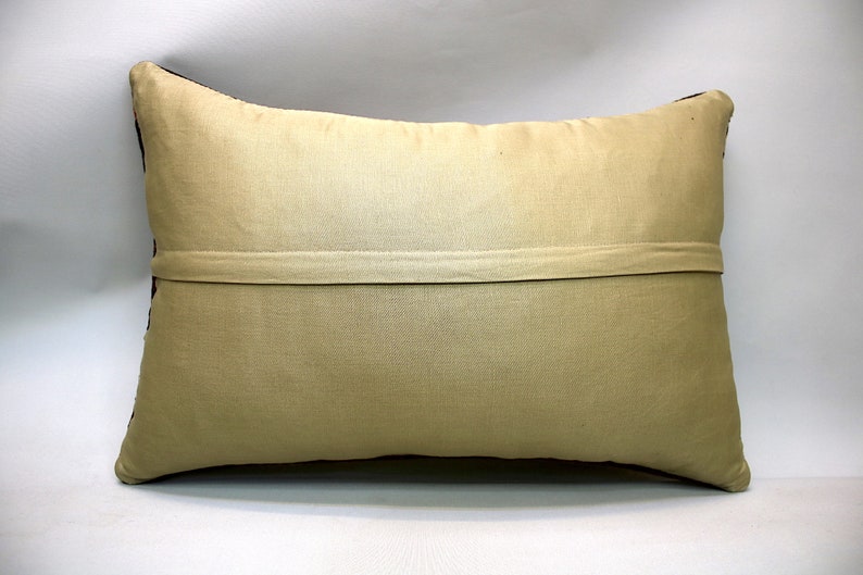 Throw Pillow Kilim Cushion Kilim Pillow 16x24 in Accent Pillow Vintage Pillow Boho Sofa Pillow Turkish Pillow Decorative Pillow