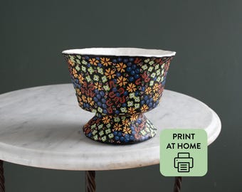 January Vase: Cardboard & Paper Mâché Template PDF