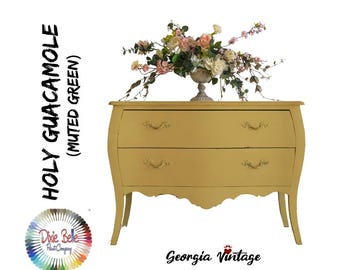 HOLY GUACAMOLE, Green Chalk Mineral Paint, Dixie Belle, Avocado Green, Furniture Paint