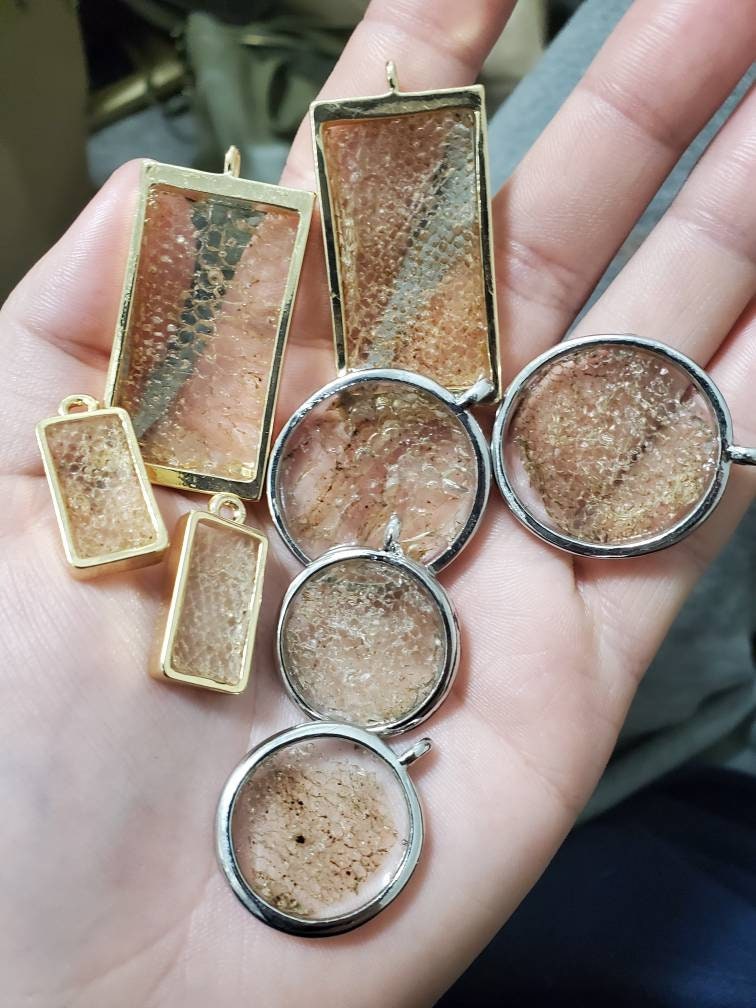 Snakeskin resin jewelry deals