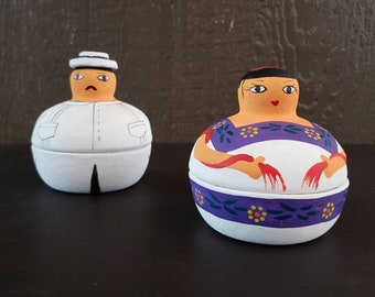 Vintage Hand Painted Mexico Folk Art Clay Pottery Man Woman Figurine Trinket Box Set