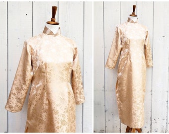 Vintage Cheongsam Asian Style Gold Satin Floral Print Brocade Long Sleeve Maxi Dress Size L