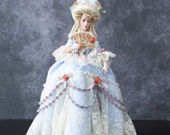 Vintage Franklin Mint Heirloom Marie Antoinette Queen of France Porcelain Doll, French Revolution Royalty 18th Century Figurine