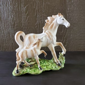 Vintage Mid Century Hand Painted Horse Mare Foal Ceramic Figurine Ornament