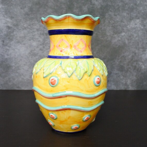 Vintage Handmade Portugal Hand Painted Colorful Yellow display picture 1