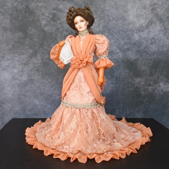 Vintage Franklin Mint Heirloom Mother of the Bride Gibson Girl
