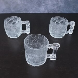 Conjunto de canecas de vidro vintage 1993 The Flintstones McDonalds Novelty Rocky Road Pre Dawn