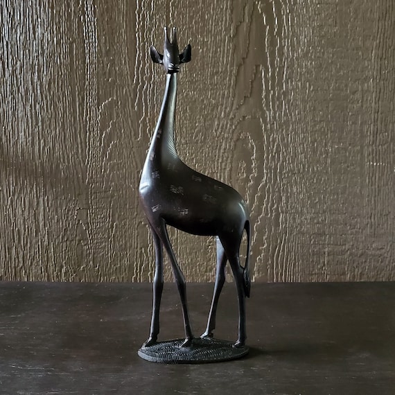 Une Seule Girafe En Bois Debout Sculptée à La Main En Bois D'albésie Massif Fait Main à Bali GIR-01 - France