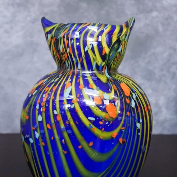 青色ストライプ模様ガラス花瓶 ヴェネツィアングラス 波状の青色