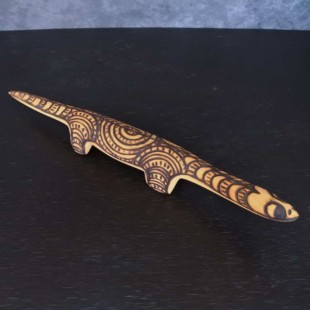ヴィンテージ アボリジニ オーストラリア先住民族の木製トカゲの民芸品