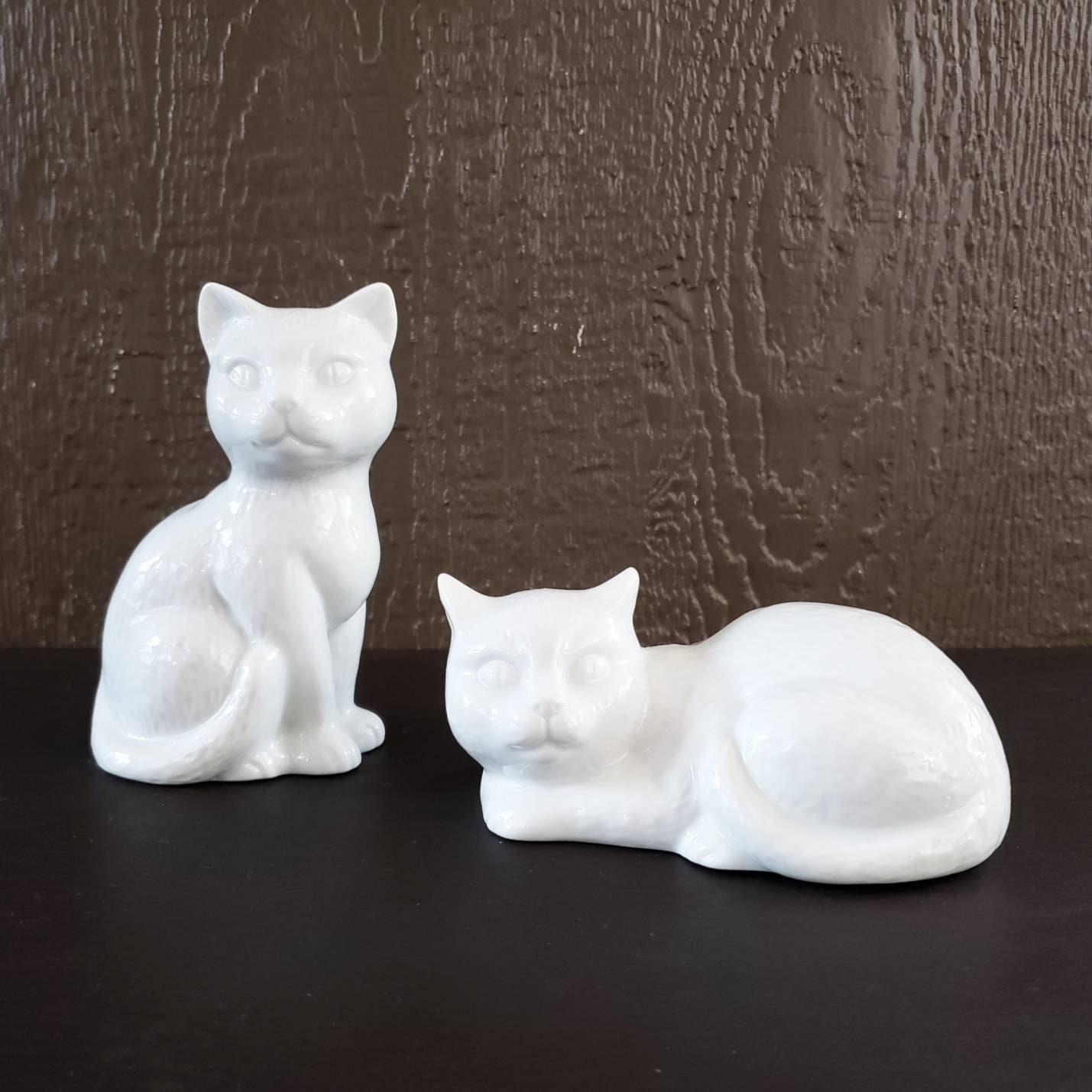 Vintage Mid Century White Cat Japanese Ceramic Figurine Ornament Set
