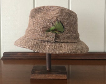 Fedora de lana de Stetson vintage con pluma - Tamaño 7