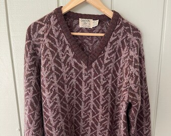 Oakton LTD Wool-Blend Purple Geometric Pattern V-Neck Sweater