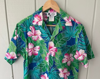 Hilo Hattie The Hawaiian Original Green Vibrant Floral Tropical Print