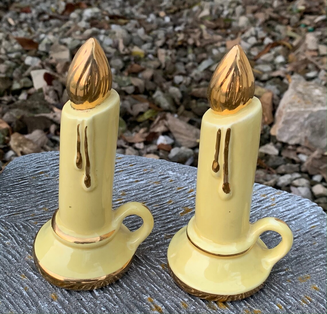 Vintage Set Ceramic Yellow Candlestick Salt and Pepper Shakers Etsy.de