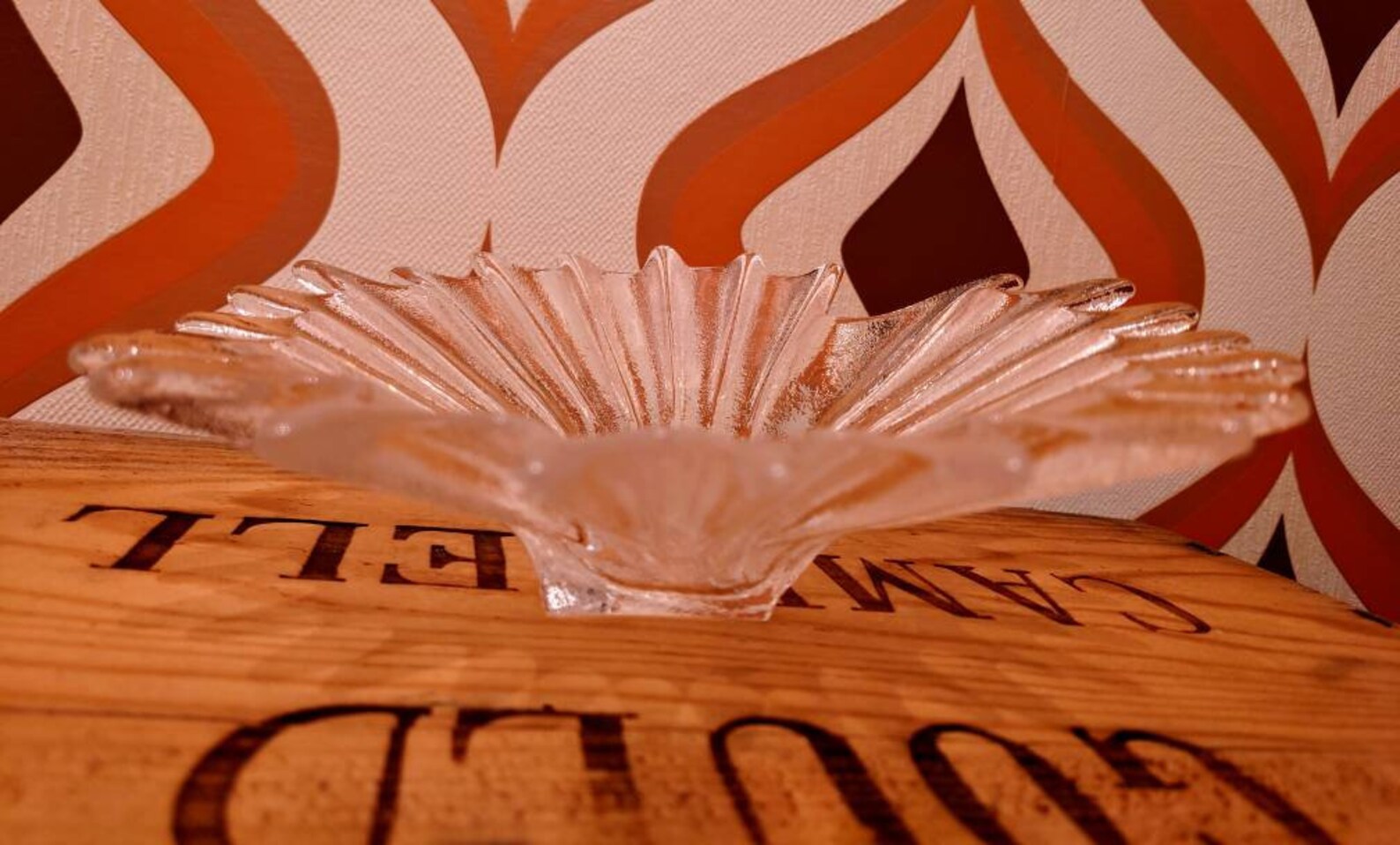 Vintage Dartington Crystal Palm Dish Designed by Anita Harris. Etsy UK