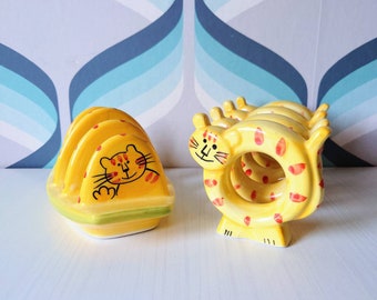 Vintage Marks and Spencer ceramic circus Tiger toast rack and napkin rings.