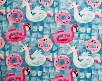 Unicornios, flamencos y tela de algodón donut en la piscina / Cortado a pedido / Destash